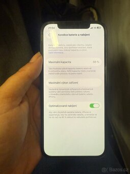 iPhone 12 - 3