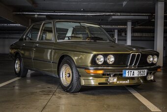 BMW E12 520/6 šestiválec , r.v1979 , KAMEI - 3