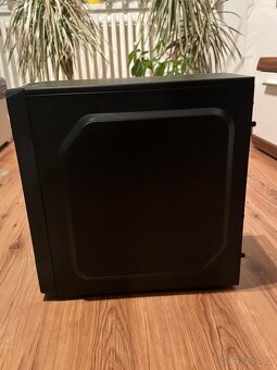 PC skříň / case Spire Supreme 1614 – jako nová, ATX / mATX - 3