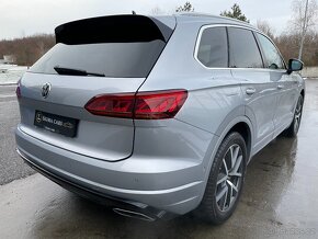 Volkswagen Touareg 4.0 TDI V8 R-Line 4Motion - 3