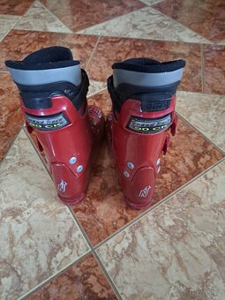 ZNAČKOVÉ LYŽÁKY NORDICA, VEL.43 - 44, BARVA BORDÓ - 3