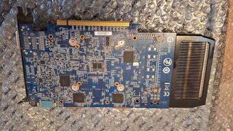 GTX 660 2G Gigabyte - 3