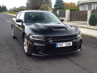 Dodge Charger 3.6 V6 - DPH - SRT vzhled - 3
