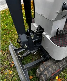 minibagr, pásový bagr, joysticky, - 3