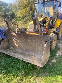 Traktorbagr New Holland LB 110 B - 3