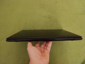 Notebook Lenovo 310 - 15IKB na náhradní díly nebo k opravě - 3