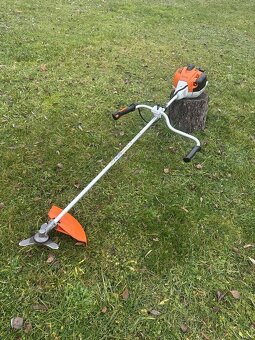 Krovinořez stihl fs240 - 3