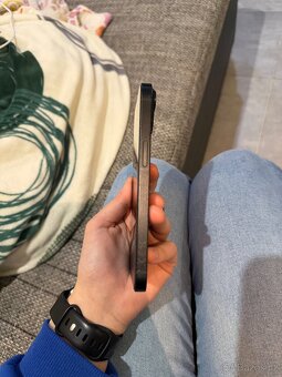 iPhone 14 - 3