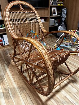 Ratanové houpací křeslo - 3