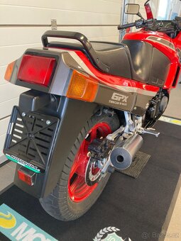 KAWASAKI GPX 600 - 3