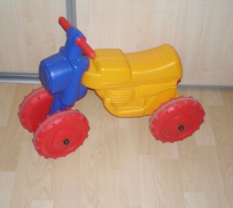 odrážedlo veliká motorka,  traktor, červená motorka - 3