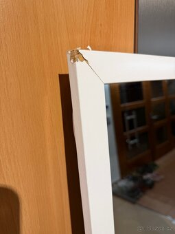 Velké nástěnné zrcadlo v bílém rámu - 3