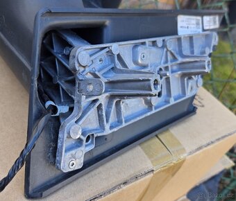 Prodám levé vnější zrcátko VW Caddy (2024). - 3