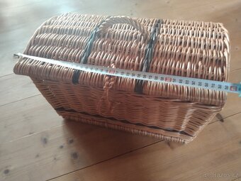 Proutěná truhla v top stavu - 3