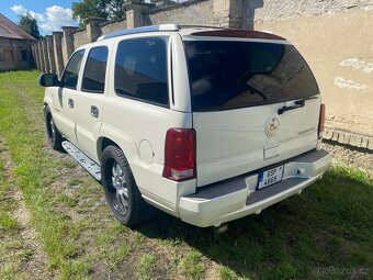 Cadillac Escalade 6.0 AWD 95.000 km - 3