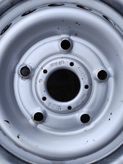 Kola ford custom - 3