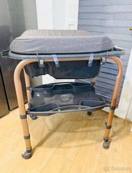 Přebalovací pult - 3