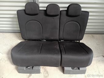 Daihatsu Sirion -- interier - 3