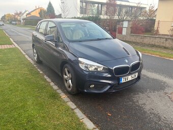 BMW 218d Active Tourer DPH 247t.km kůže 30.4.2015 4,1l - 3