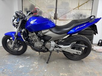 Honda Hornet - 3