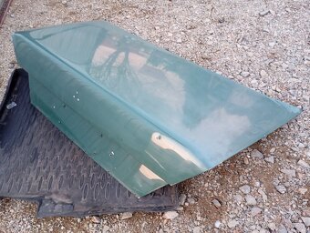 Zadní víko, kapota kufru Mercedes Benz W124 sedan. - 3
