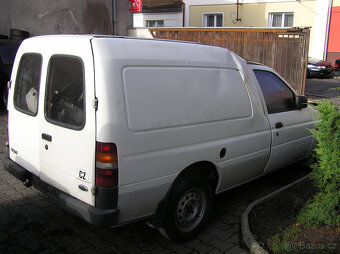 Ford Escort - použité náhradní díly z tohoto vozu levně - 3