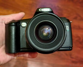 Canon EOS 500n + EF 35-80 USM - 3