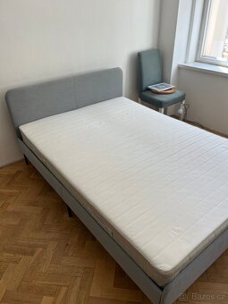 Čalouněná postel IKEA SLATTUM + matrace HAFSLO 140×200 cm - 3
