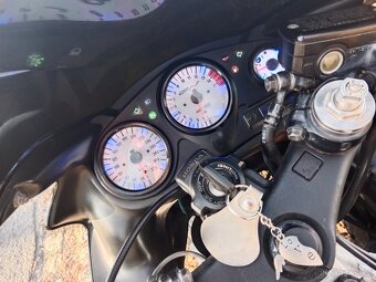 Honda cbr 600f - 3