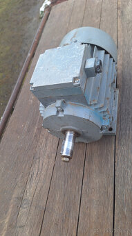 Elektromotor MEZ Mohelnice - 3 kW - 3
