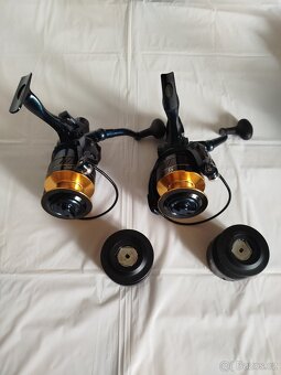 RYBÁŘSKÝ NAVIJÁK KT6000 S BAITRUNNEREM - 3