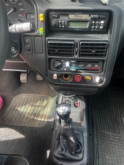 Peugeot 106 - 3