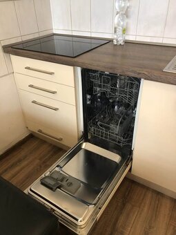 Pronájem bytu 1+kk - 3