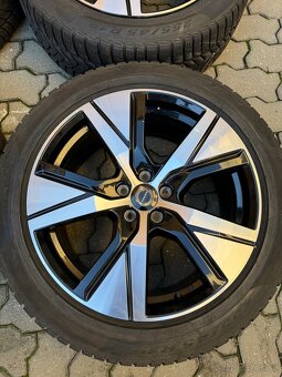 Zimní sada kol Volvo XC40 R19 - zimní pneu Pirelli - 3