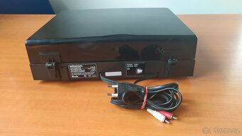 Gramofon Universum - 3