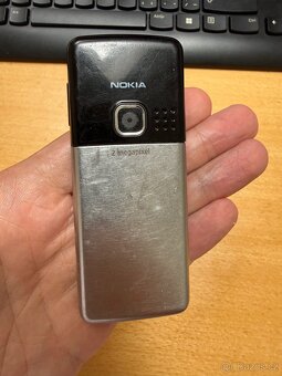Nokia 6300 s nabíječkou - 3