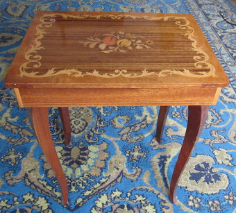 Italská šperkovnice/stoleček se strojkem REUGE - 3