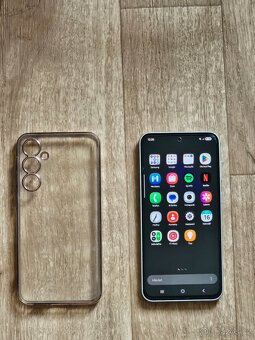 Samsung Galaxy S23 FE 8GB/128GB - 3