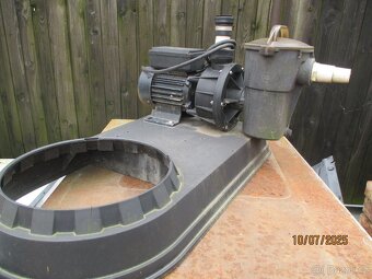 Čerpadlo na vodu do bazénu. - 3