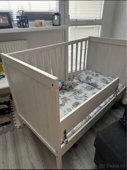 Dětská postýlka včetně zábrany - 3