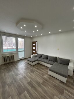 Pronájem panelového bytu 2+1, Svitavy - 3