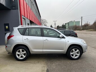 Toyota Rav4 2.2 D-4D 4x4 = Uzávierk, Bez korozie, = - 3