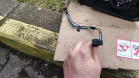 Zrcátko e38 pravé - 3