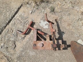 Orací radlice a nastavovací těleso + nože - 3