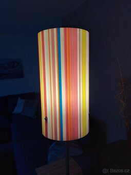 Vysoká stojací lampa - 3