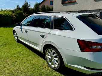 Škoda Superb, 2,0TDI,DSG,NAVI,serviska - 3
