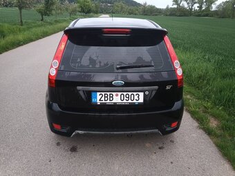 Ford fiesta 1,6 TDCi ST - 3