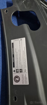 Přední mřížka, maska chladiče Škoda Rapid - 3