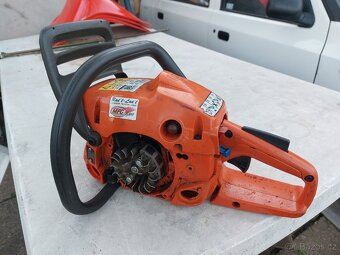 Motorová pila Husqvarna 236 - 3