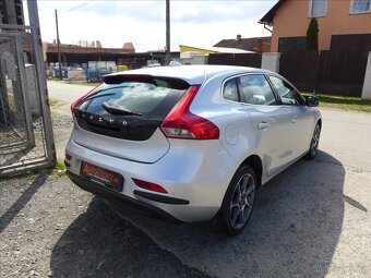 Volvo V40 2,0 D2 OCEAN RACE NAVI - 3
